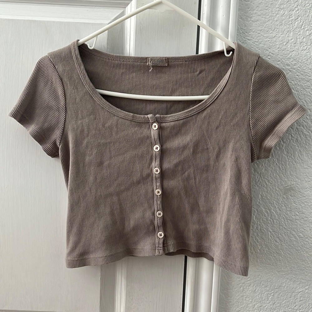 Brandy Melville Zelly Top
